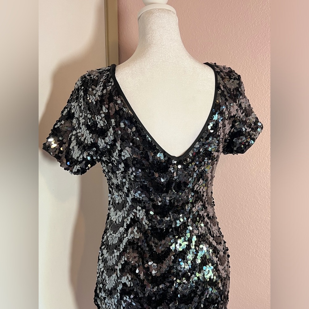 Law of Gravity Sequin Dress - Picture 10 of 14